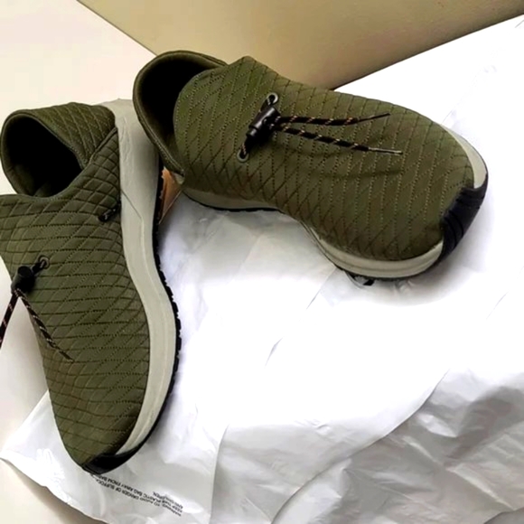 Jentely Used Men's Wildone Moc Shoe - Picture 4 of 6